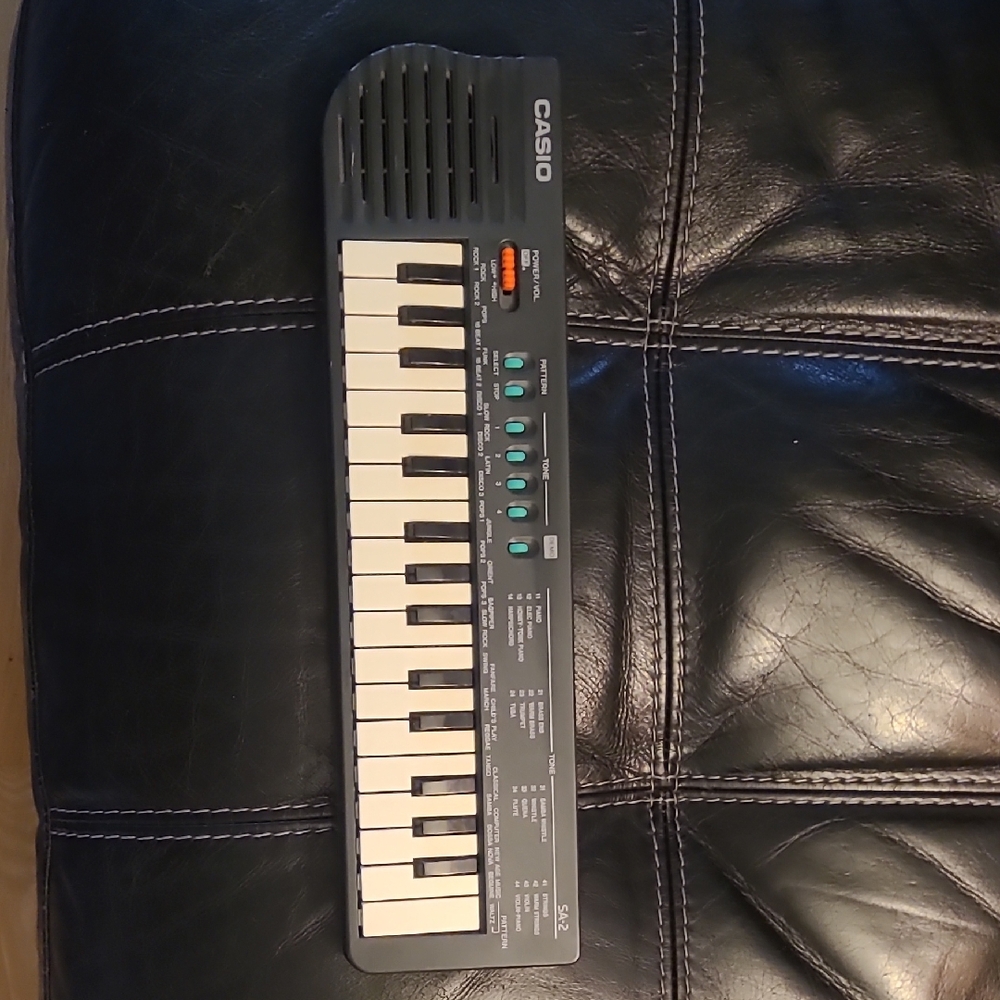 Casio SA-2 Mini Keyboard